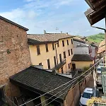 Al Vicolo Uno 게스트하우스 *