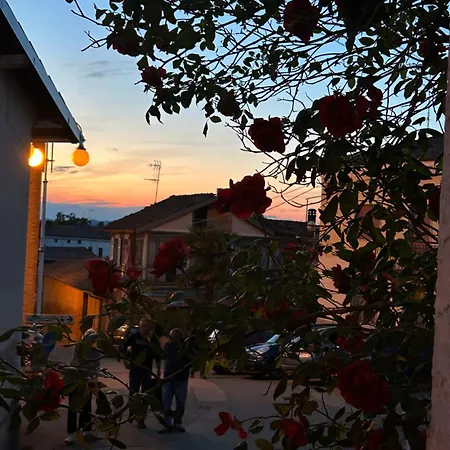 Al Vicolo Uno Πανσιόν *